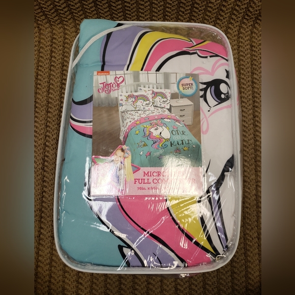 Jojo Siwa Brand New Comforter for Sale - Picture 1 of 4